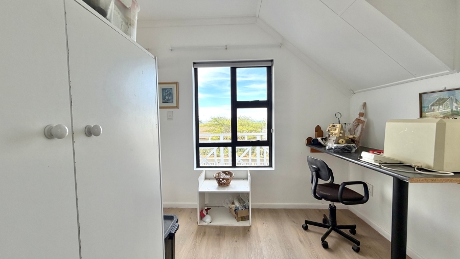 3 Bedroom Property for Sale in Heuningkloof Western Cape